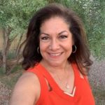 Andrea Frausto Mujer